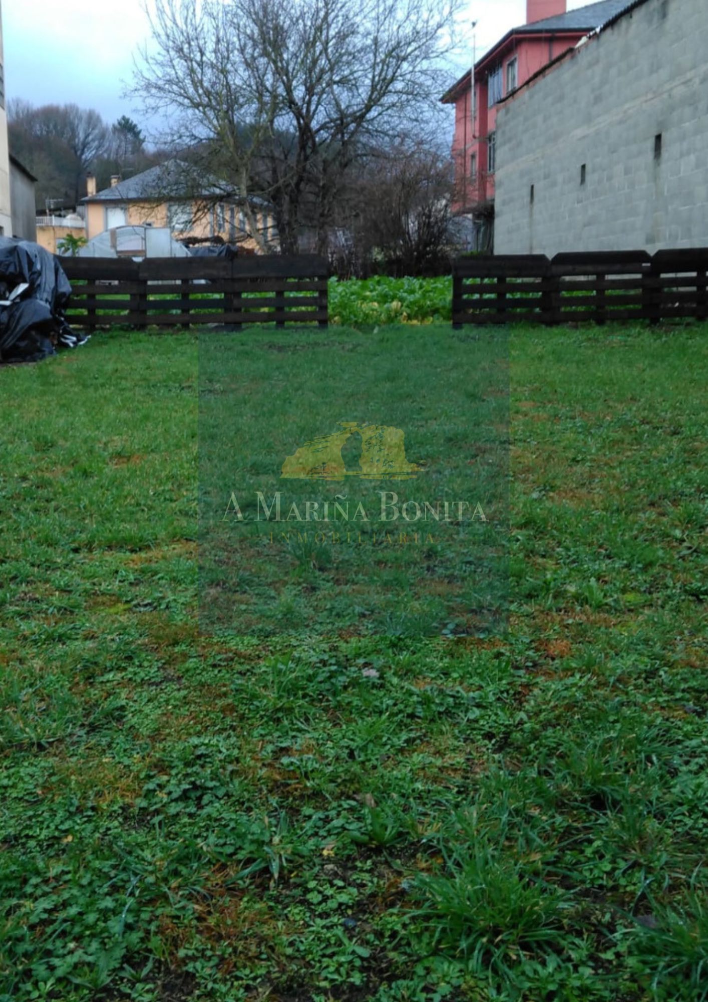 SE VENDE CASA IDEAL PARA REFORMAR