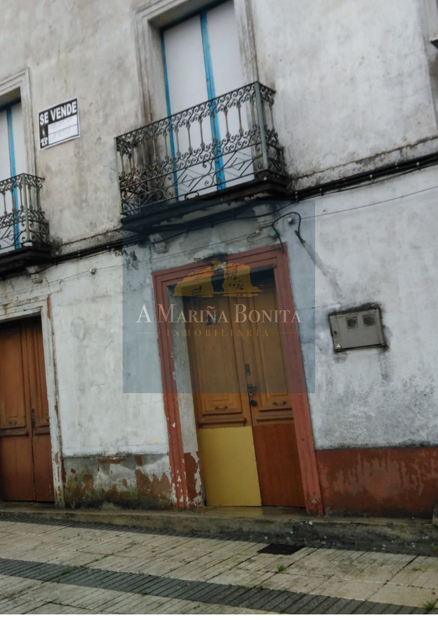 SE VENDE CASA IDEAL PARA REFORMAR