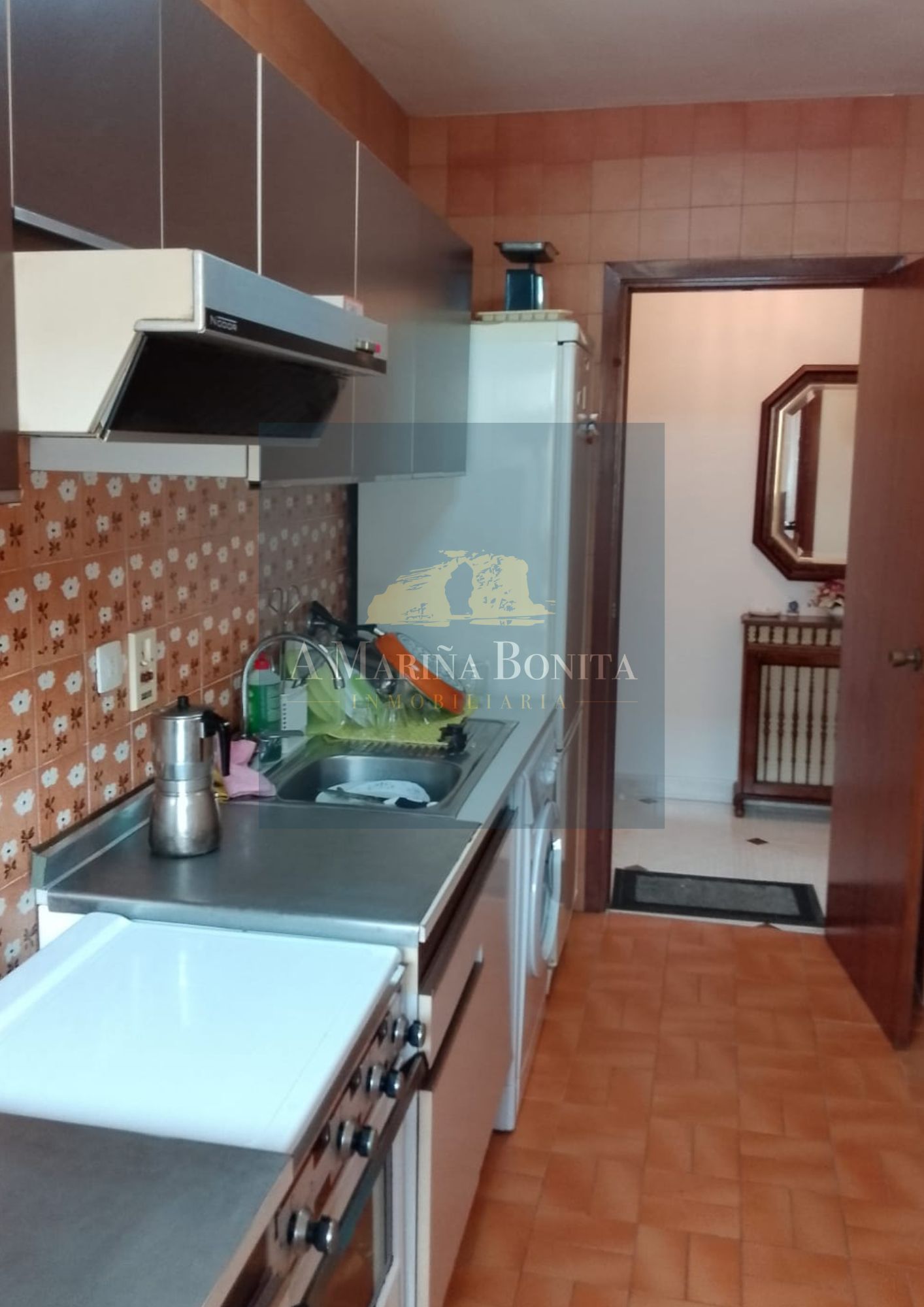 ¡SE VENDE PISO AMPLIO Y LUMINOSO